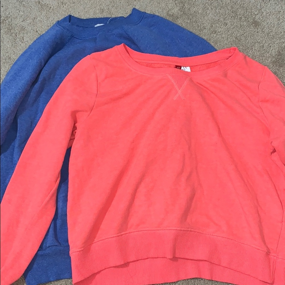 2 Crew Neck Sweaters
